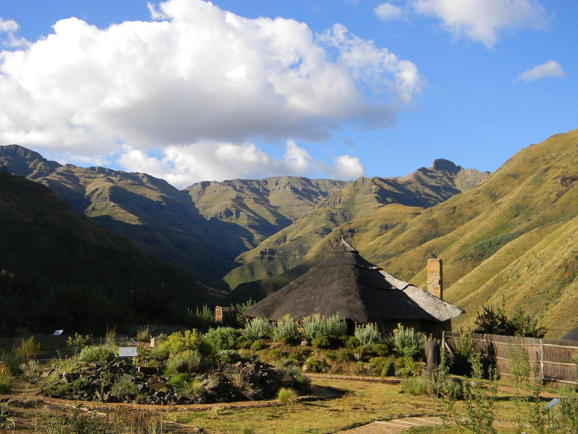 Butha-Buthe麻栗坝山旅馆别墅 外观 照片
