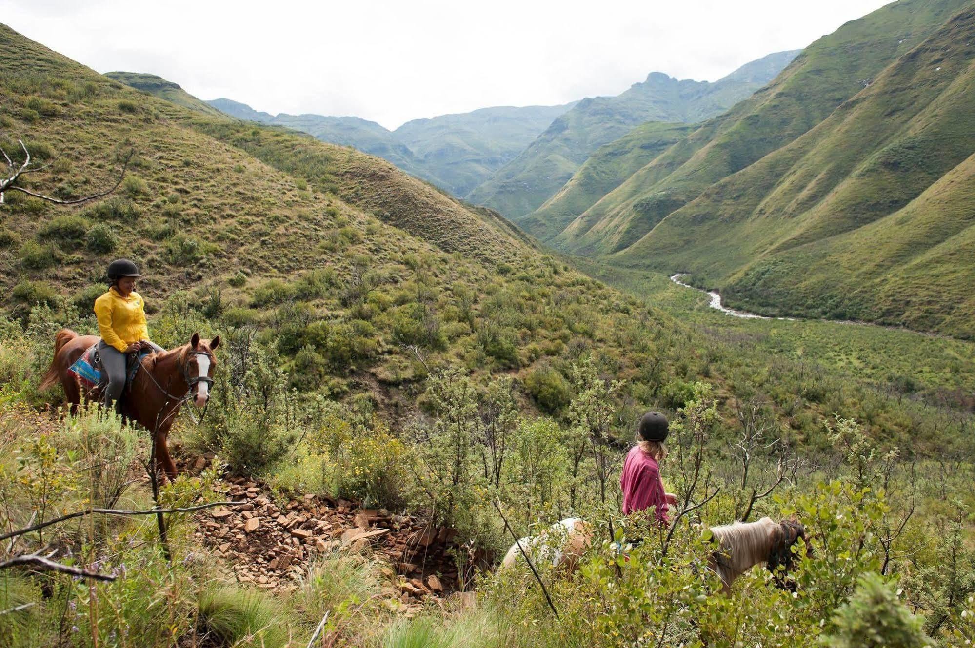 Butha-Buthe麻栗坝山旅馆别墅 外观 照片